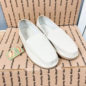 New Rare / Discontinued Color, Rainbow Comfort Classics, Sand, Size 12